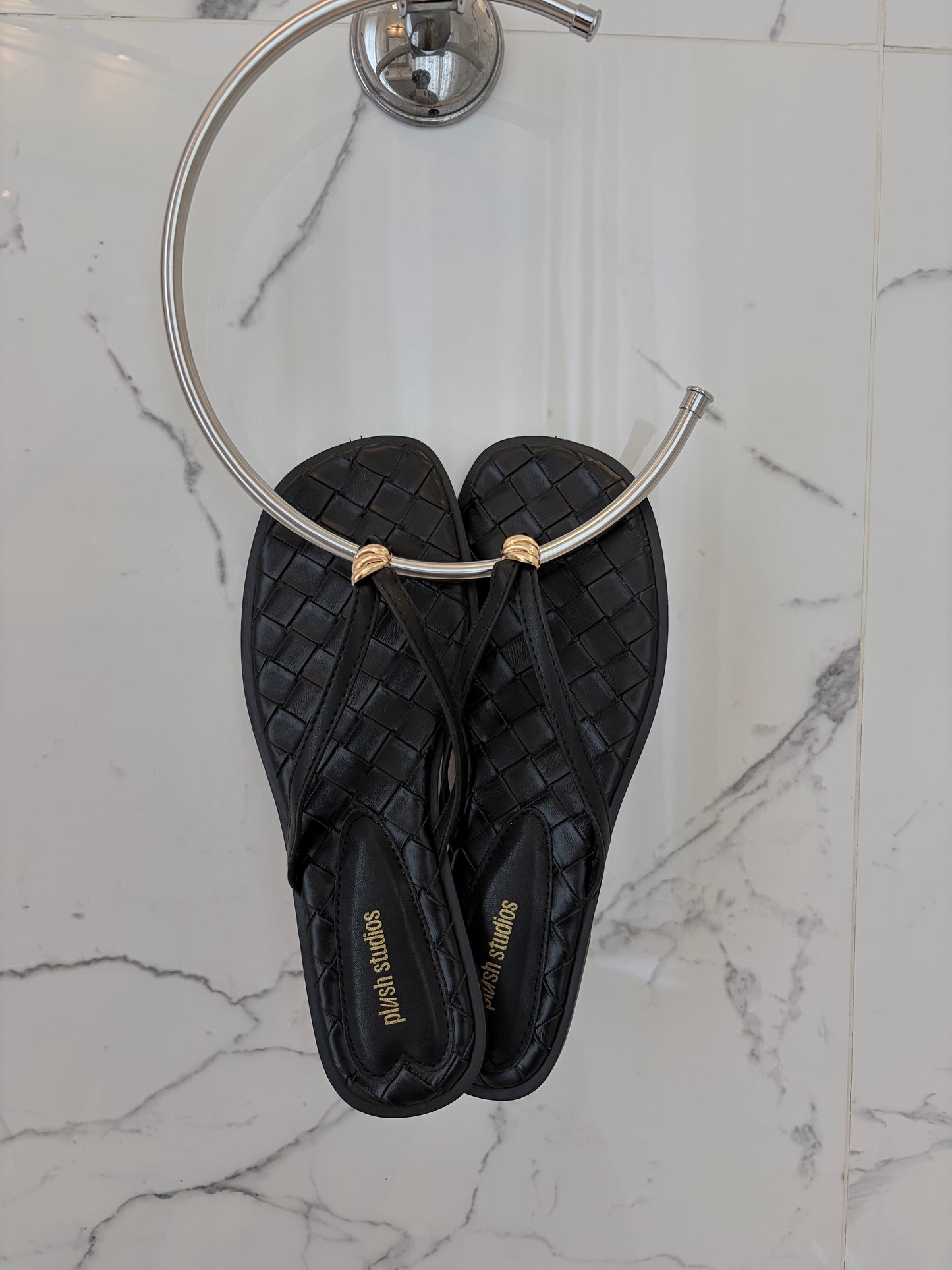 Giselle Woven Sandals (Black)
