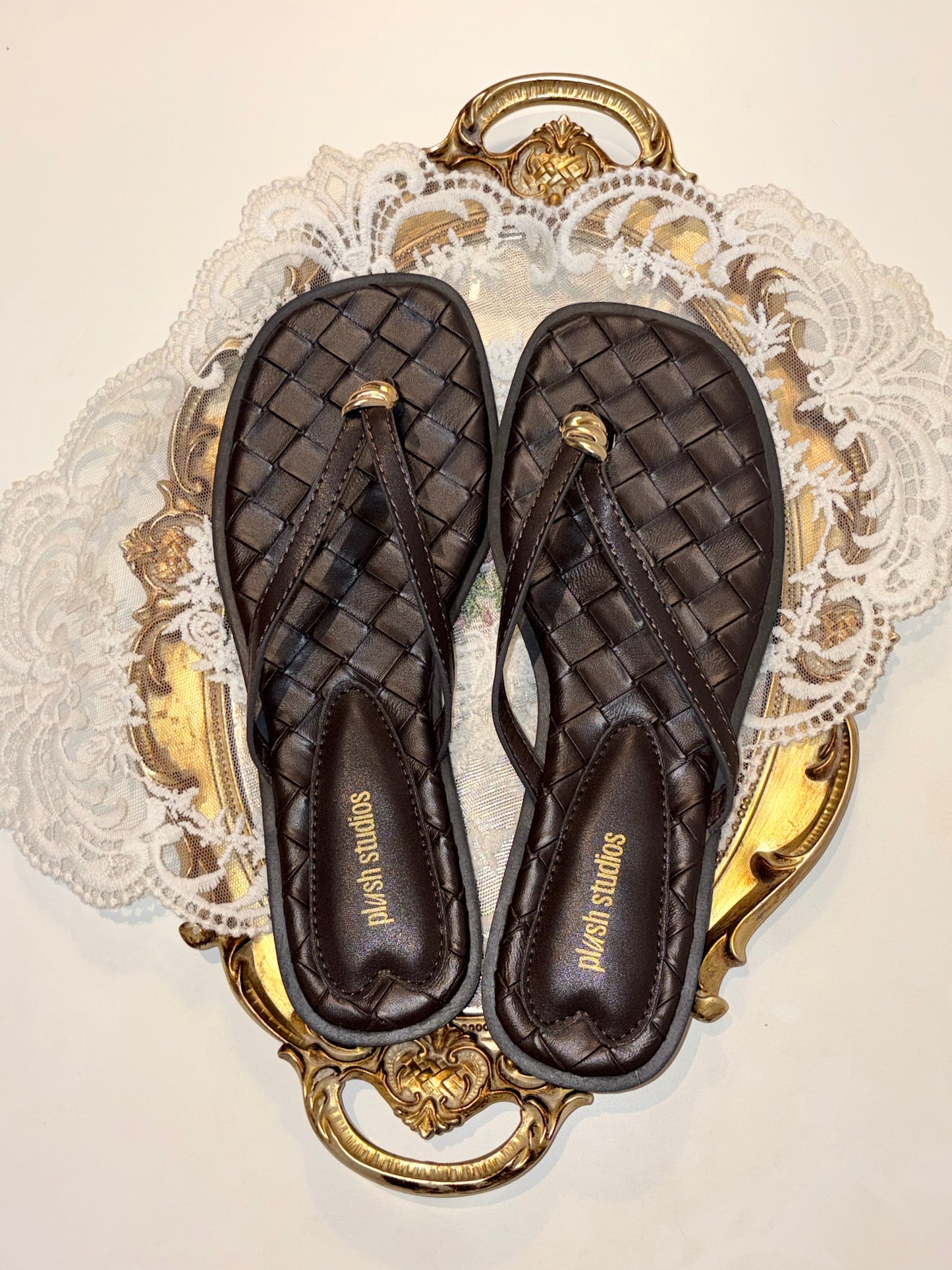Giselle Woven Sandals (Chocolate)