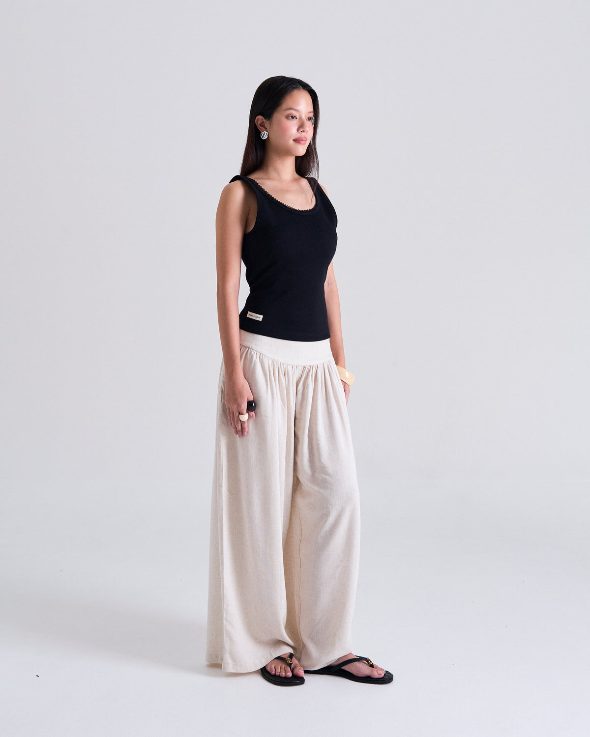 Giselle Woven Sandals (Black)