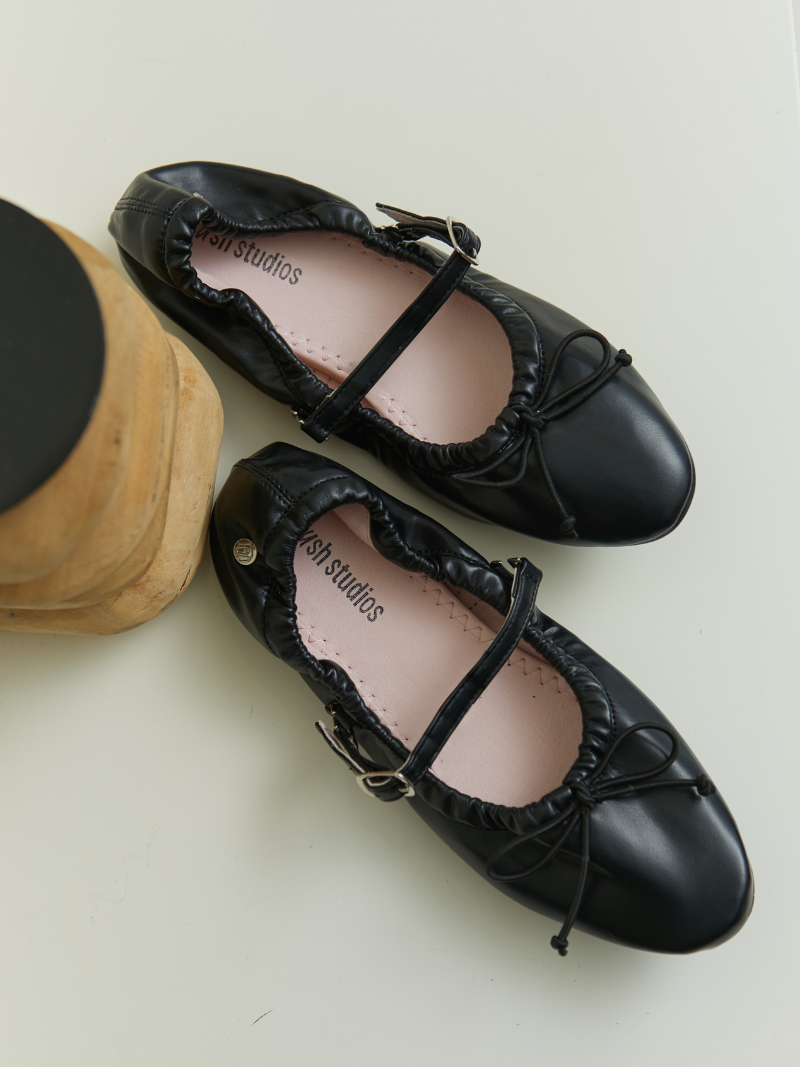 Black Convertible Pumps Top View MaryJane Style